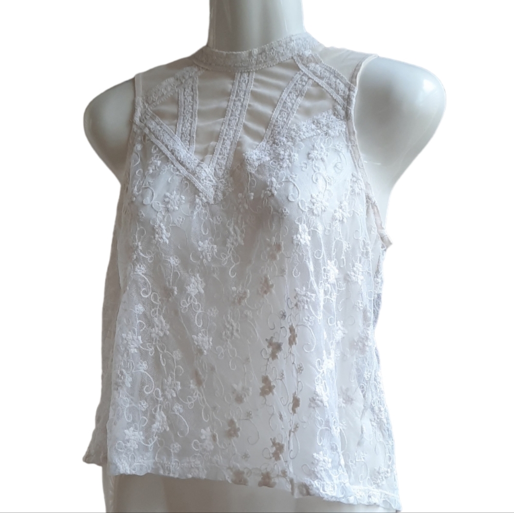 Monteau Sheer Lace Top - Picture 3 of 4